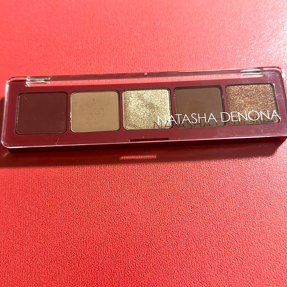Natasha Denona eyeshadow palette